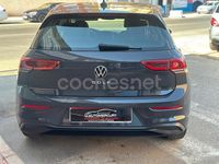 Usado VW Golf VIII 115 CV (84 kW) 2021 Gris / plata Berlina