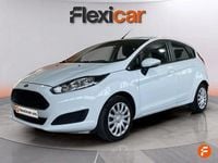 Usado Ford Fiesta Trend 75 CV (55 kW) 2017 Blanco Berlina