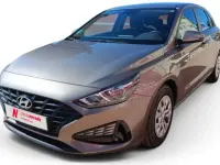 Usado Hyundai i30 110 CV (80 kW) 2021 Gris Utilitario