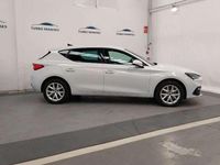 Usado Seat Leon Style 116 CV (85 kW) 2022 Blanco Utilitario