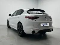 Usado Alfa Romeo Stelvio Estrema 210 CV (154 kW) 2023 Blanco SUV