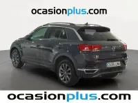 Usado VW T-Roc Advance 110 CV (80 kW) 2021 Gris / plata SUV