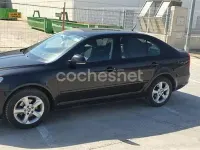 Usado Skoda Octavia Family 105 CV (77 kW) 2010 Negro Berlina