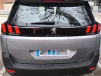 Usado Peugeot 5008 Active 136 CV (100 kW) 2024 Gris / plata SUV