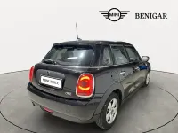 Usado Mini ONE 102 CV (75 kW) 2020 Negro Utilitario