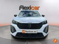 Usado Peugeot 2008 Active 100 CV (73 kW) 2023 Blanco SUV