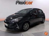 Usado Toyota Yaris Hybrid Active 101 CV (74 kW) 2018 Negro Berlina