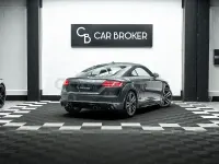 Usado Audi TT S-Line 197 CV (144 kW) 2019 Gris / plata Coupe