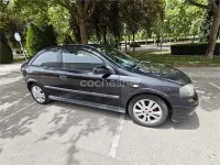 Usado Opel Astra Club 84 CV (61 kW) 2003 Negro Berlina