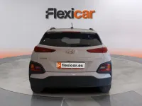 Usado Hyundai Kona 120 CV (88 kW) 2018 Blanco SUV