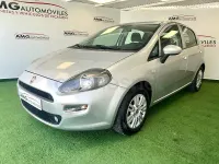 Usado Fiat Punto Pop 69 CV (50 kW) 2016 Gris / plata Utilitario