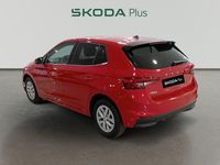 Usado Skoda Fabia Selection 95 CV (69 kW) 2025 Rojo Berlina