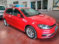 Usado VW Golf VII 116 CV (85 kW) 2019 Rojo Utilitario