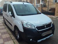 Usado Peugeot Partner Tepee Active 100 CV (73 kW) 2016 Blanco Monovolumen