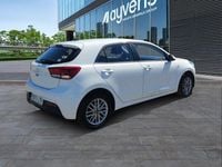 Usado Kia Rio 100 CV (73 kW) 2022 Blanco