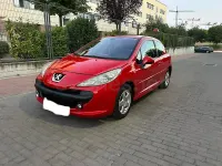 Usado Peugeot 207 95 CV (69 kW) 2008 Rojo Berlina