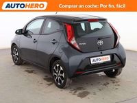 Usado Toyota Aygo X-play 72 CV (52 kW) 2021 Gris Utilitario