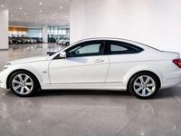 Usado Mercedes C180 156 CV (114 kW) 2011 Blanco Berlina