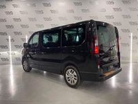 Usado Renault Trafic 125 CV (91 kW) 2016 Negro Monovolumen