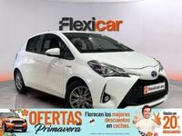 Usado Toyota Yaris Hybrid Active 99 CV (72 kW) 2017 Blanco Utilitario