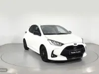 Usado Toyota Yaris Style 116 CV (85 kW) 2022 Blanco Utilitario
