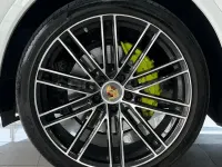Usado Porsche Cayenne 462 CV (339 kW) 2021 Blanco SUV