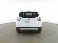 Usado Ford Kuga Titanium 150 CV (110 kW) 2017 Blanco SUV