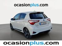 Usado Toyota Yaris Hybrid Advance 100 CV (73 kW) 2019 Blanco Berlina