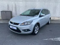 Usado Ford Focus Trend 100 CV (73 kW) 2011 Gris / plata Familiar