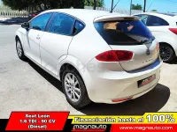 Usado Seat Leon 90 CV (66 kW) 2012 Blanco Berlina