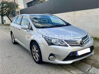 Usado Toyota Avensis Advance 124 CV (91 kW) 2013 Gris / plata Familiar
