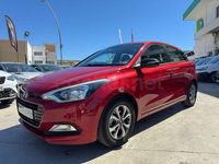 Usado Hyundai i20 GO! 84 CV (61 kW) 2018 Granate Berlina