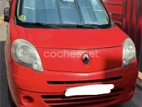Usado Renault Kangoo 105 CV (77 kW) 2010 Rojo Monovolumen