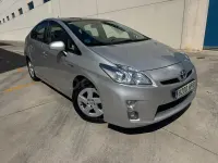 Usado Toyota Prius Executive 136 CV (100 kW) 2012 Gris / plata Berlina