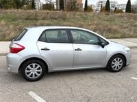 Usado Toyota Auris Active 90 CV (66 kW) 2012 Gris / plata Berlina