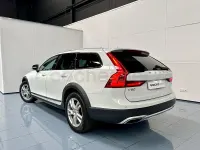 Usado Volvo V90 CC 235 CV (172 kW) 2019 Blanco Familiar