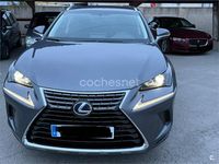 Usado Lexus NX300h Business Edition 197 CV (144 kW) 2018 Gris / plata SUV