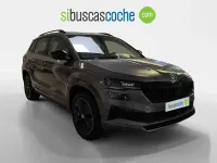 Usado Skoda Karoq SportLine 150 CV (110 kW) 2023 Gris/plata SUV