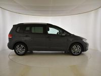 Usado VW Touran 150 CV (110 kW) 2025 Gris/plata Monovolumen