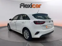 Usado Kia Ceed 100 CV (73 kW) 2020 Blanco Utilitario