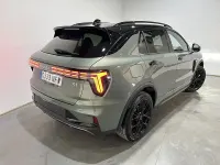 Usado Lynk & Co 01 276 CV (202 kW) 2025 Verde SUV