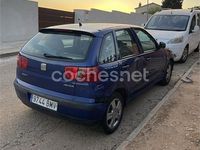 Usado Seat Ibiza Stella 75 CV (55 kW) 2001 Azul Utilitario