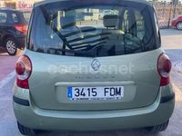 Usado Renault Modus Expression 85 CV (62 kW) 2006 Verde Monovolumen