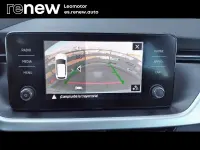 Usado Skoda Kamiq Ambition 95 CV (69 kW) 2022 Gris SUV