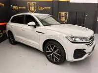 Second-hand VW Touareg 286 CP (210 kW) 2022 Alb SUV