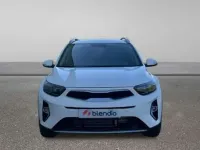 Usado Kia Stonic Style 101 CV (74 kW) 2025 Blanco SUV