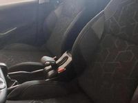 Usado Peugeot 2008 Active 82 CV (60 kW) 2016 Gris SUV