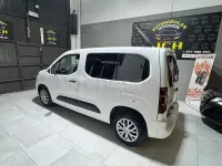 Usado Citroën Berlingo Business Class 102 CV (75 kW) 2022 Blanco Monovolumen
