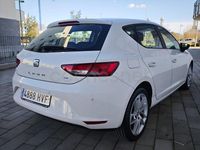 Używany Seat Leon Style 125 KM (91 kW) 2014 Biały Sedan/Limuzyna