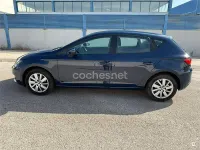 Usado Seat Leon Reference 110 CV (80 kW) 2017 Azul Berlina